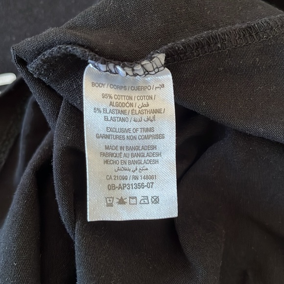 Star Wars Mom t-shirt - size small - Picture 4 of 4